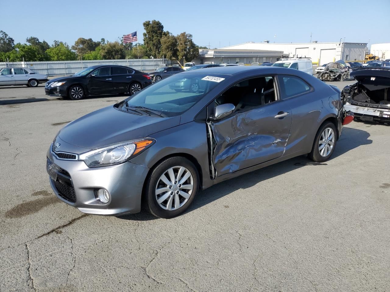 LEFT BLK FRONT HEADREST OEM 2016 KIA FORTE - Image 2