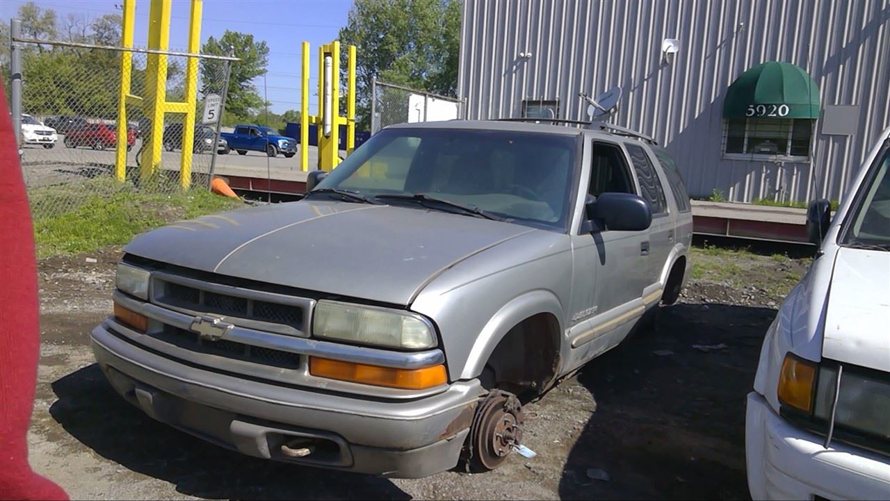 2004 CHEVROLET Blazer