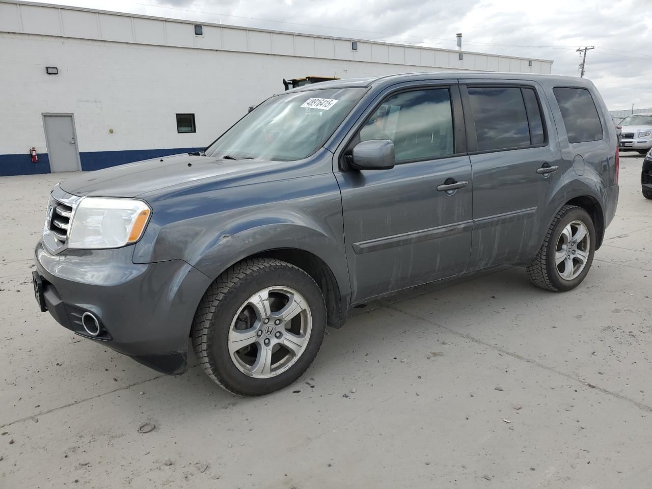 Benzeen 2013 Valance Rear 5823751 - Image 1