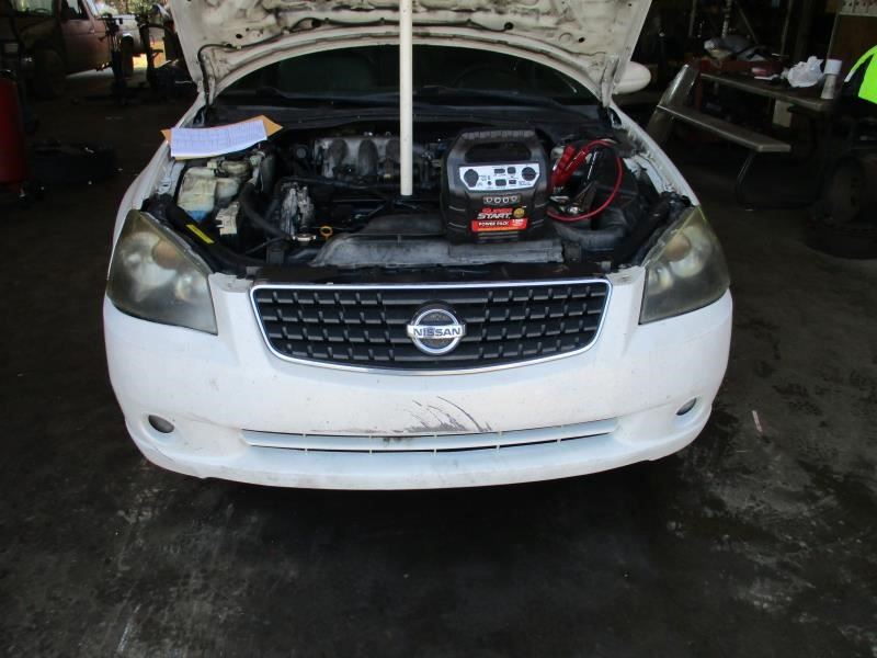 2006 nissan altima deals accessories