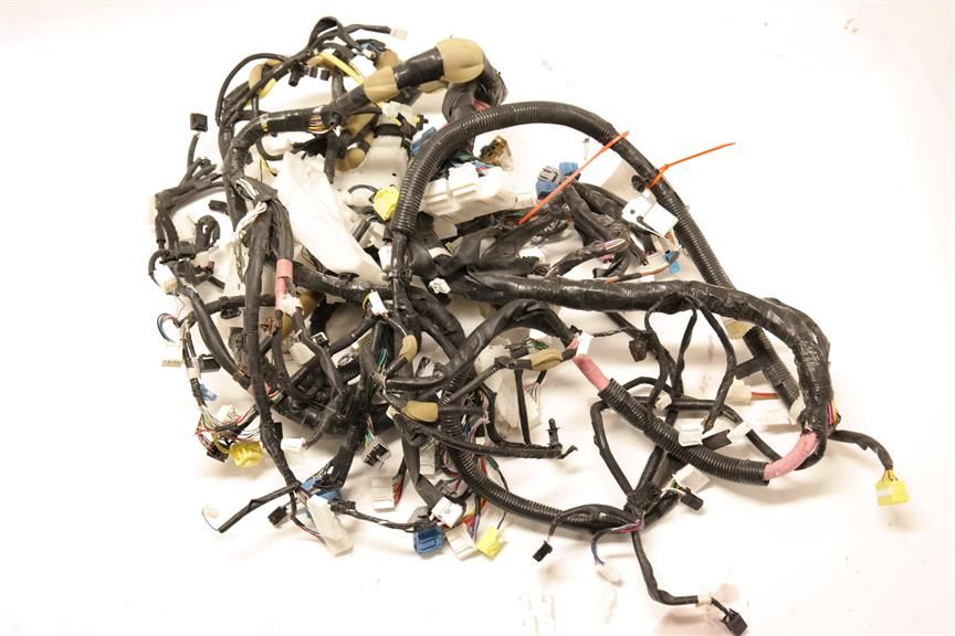 Benzeen WIRE HARNESS OEM 2014 LEXUS ES300H 82141-33Z81 - Image 1