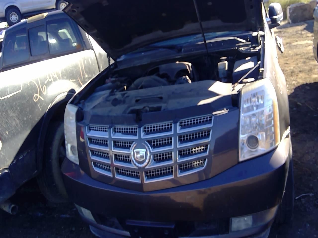 2010 CADILLAC Escalade