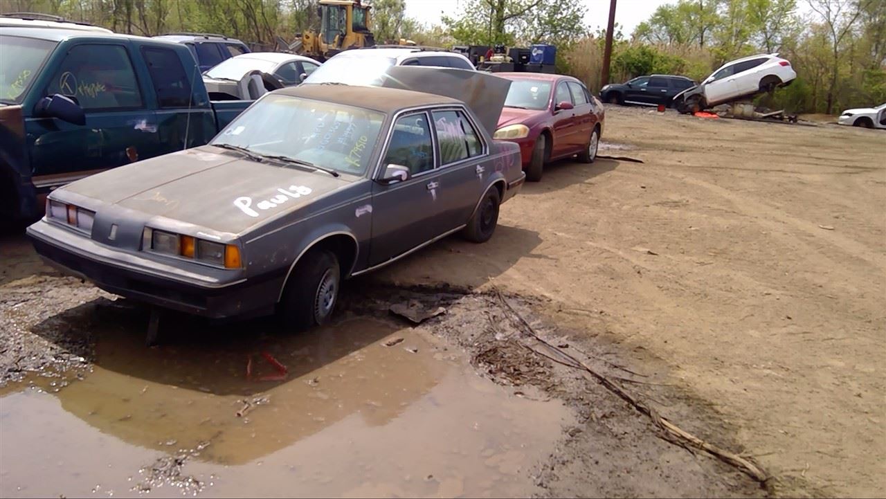 1987 OLDSMOBILE Firenza