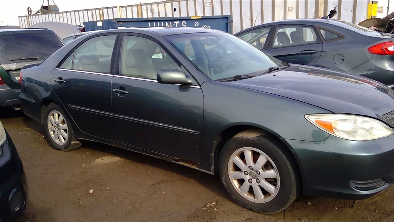 2002 TOYOTA Camry