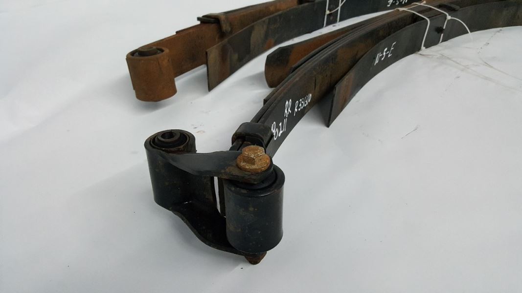 Rear Leaf Spring Springs 3" Pair 1999 2001 99-01 Ford F250 F350 | eBay