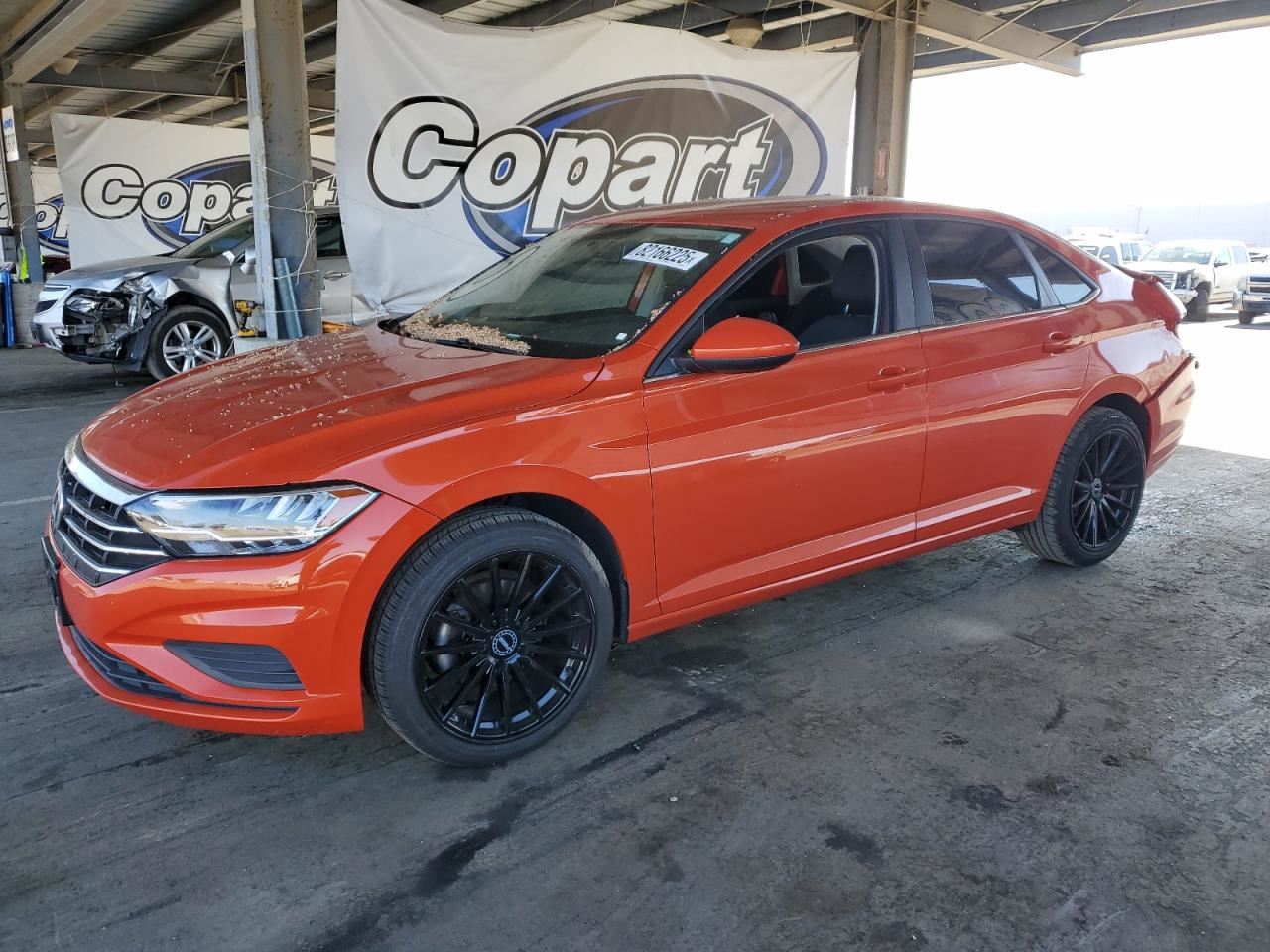 LEFT FRONT WIPER ARM OEM 2022 VOLKSWAGEN JETTA 17B 955 409 - Image 1