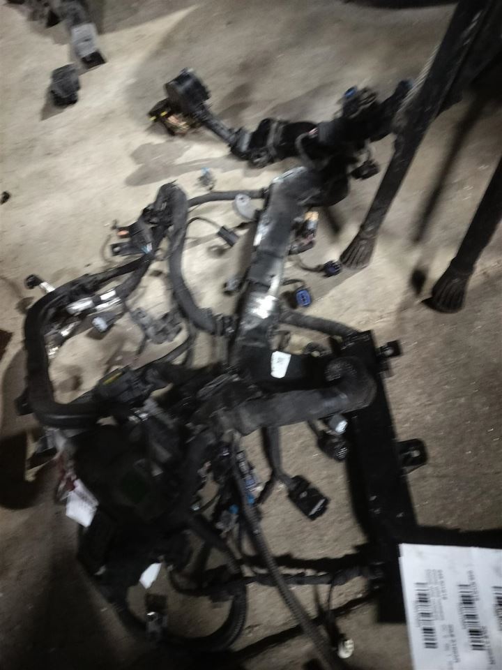 STINGER 2018 Engine Wire Harness 6470894 - Image 2