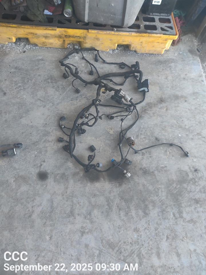 FUSION 2016 Engine Wire Harness 6616062 - Image 4