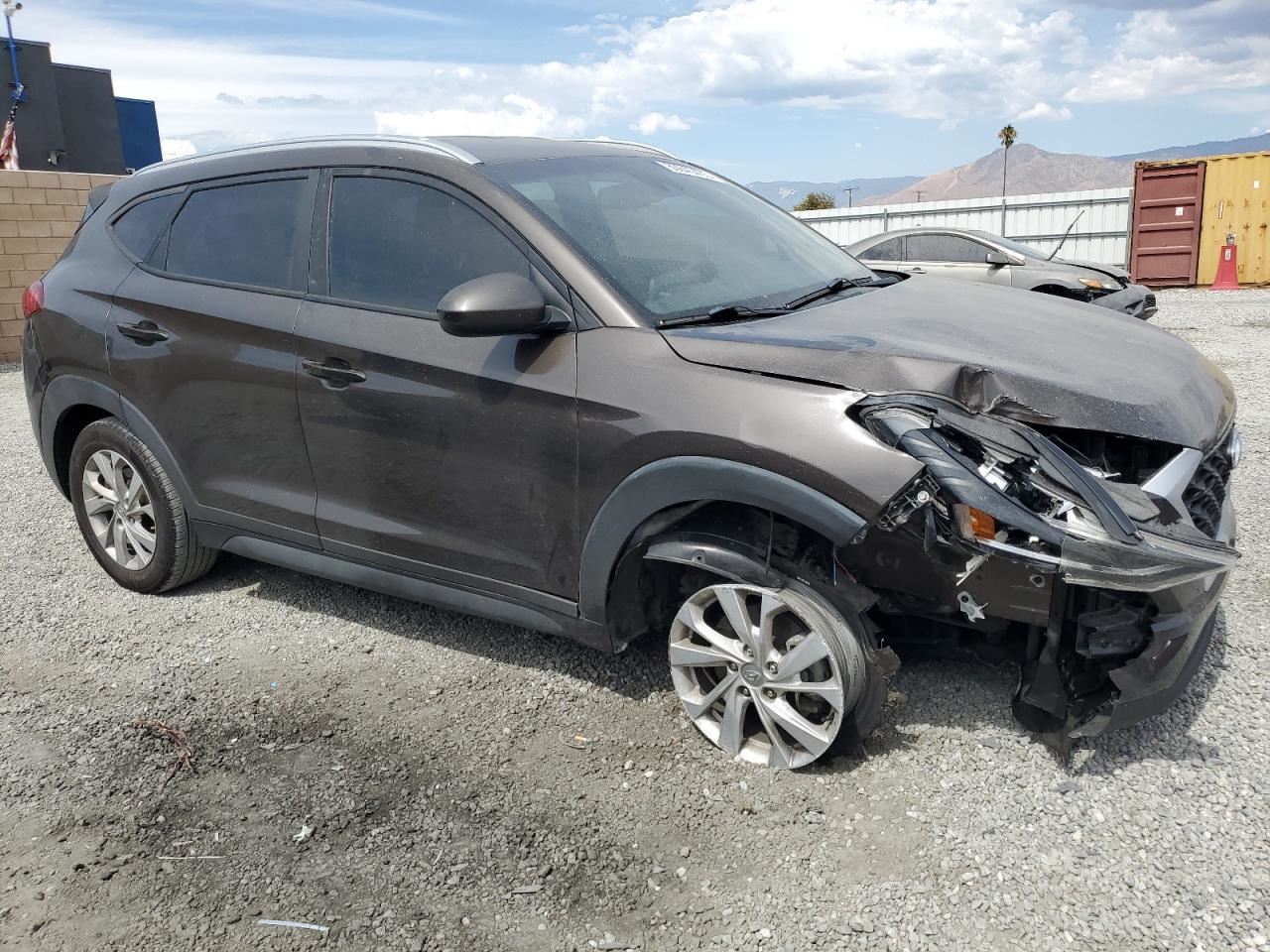 RIGHT TAN REAR HEADREST OEM 2021 HYUNDAI TUCSON 89700D3020RTH - Image 5