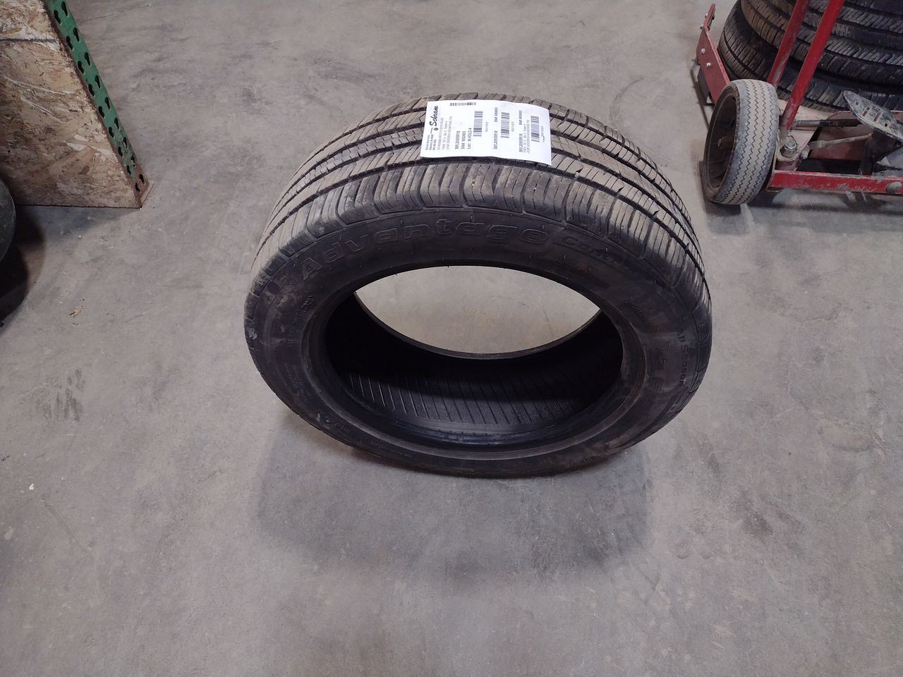 205/55 R16 91H Tire BFGoodrich Advantage 7/32 Tread Depth 3110375