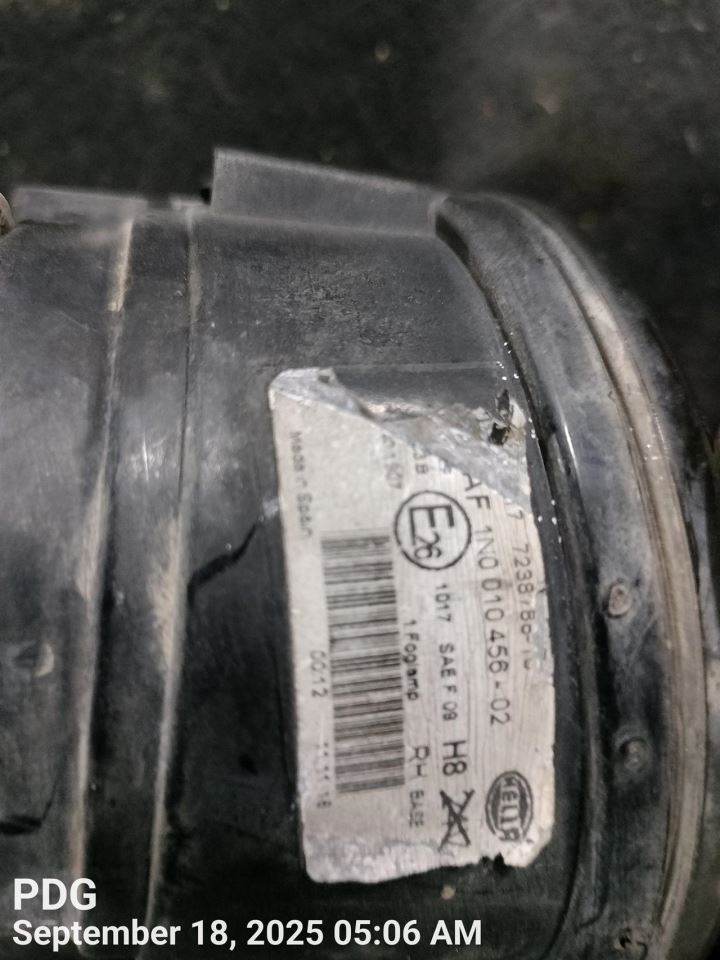 Passenger Corner/Park Light Fog-driving Halogen Fits 11-17 BMW X3 5976535 - Image 3