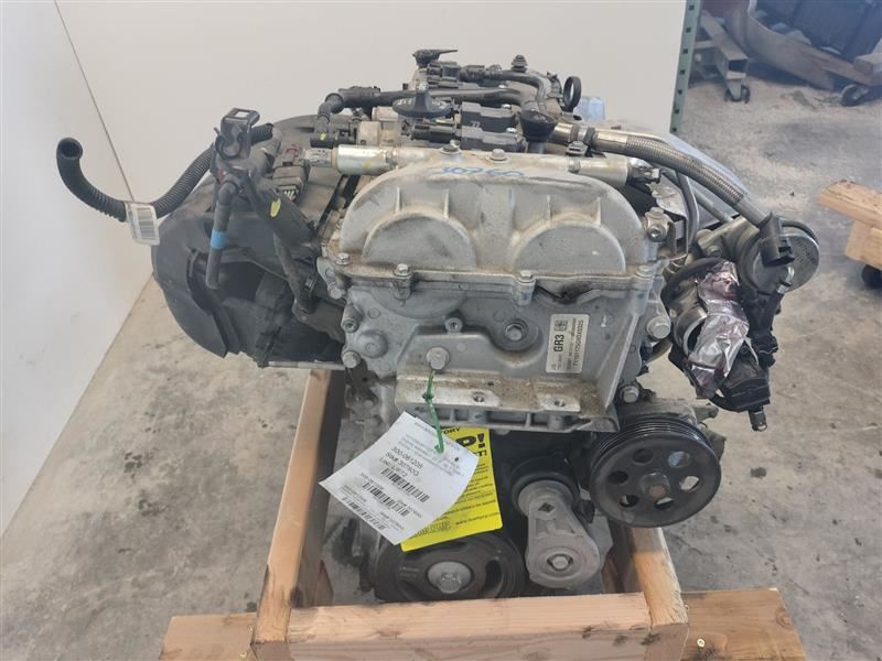 2013-2015   Chevrolet Malibu Engine Assembly 2.0L VIN X 8th Digit 12669126 OEM.   - Image 3