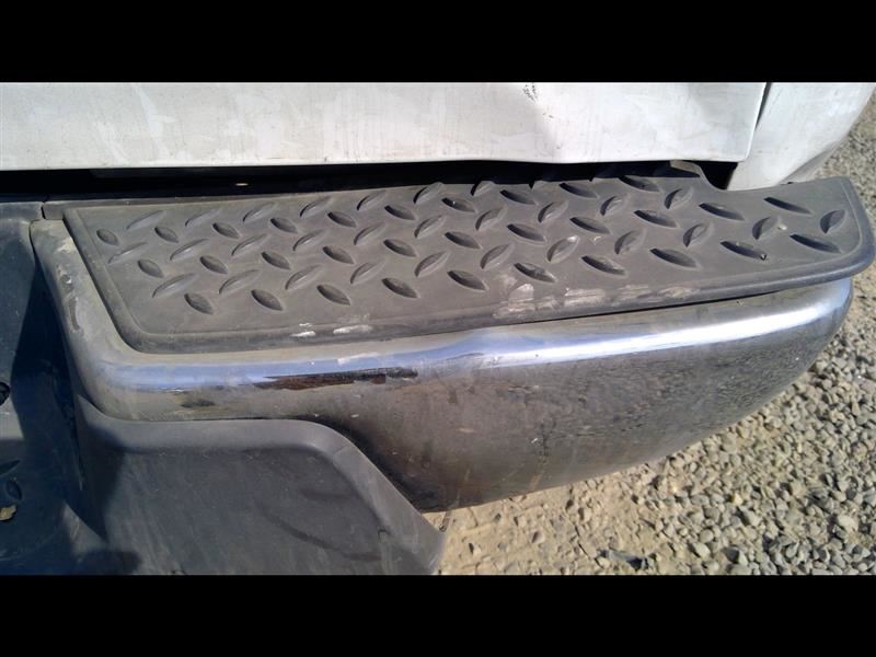 Chrome   Rear Bumper Assy W/O Trailer Hitch 5D2 Fits 04-12 Chevrolet Colorado OEM - Image 2