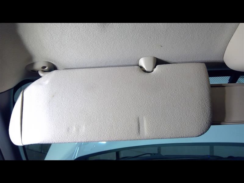 Lh Driver Side Sun Visor/Sunvisor 2005 Silverado Truck/Pickup 2500 Sku