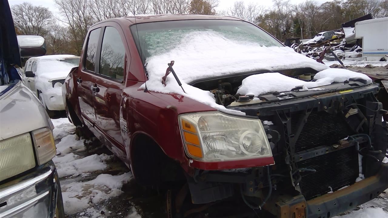 2004 NISSAN Titan