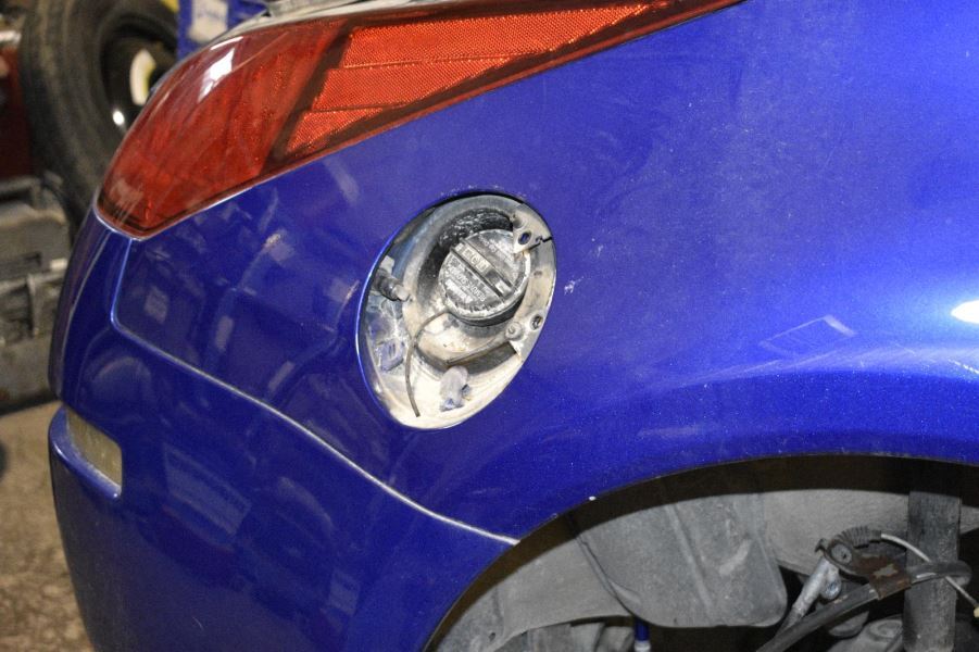 20032007 NISSAN 350Z COUPE PASSENGER RIGHT REAR BLUE QUARTER PANEL