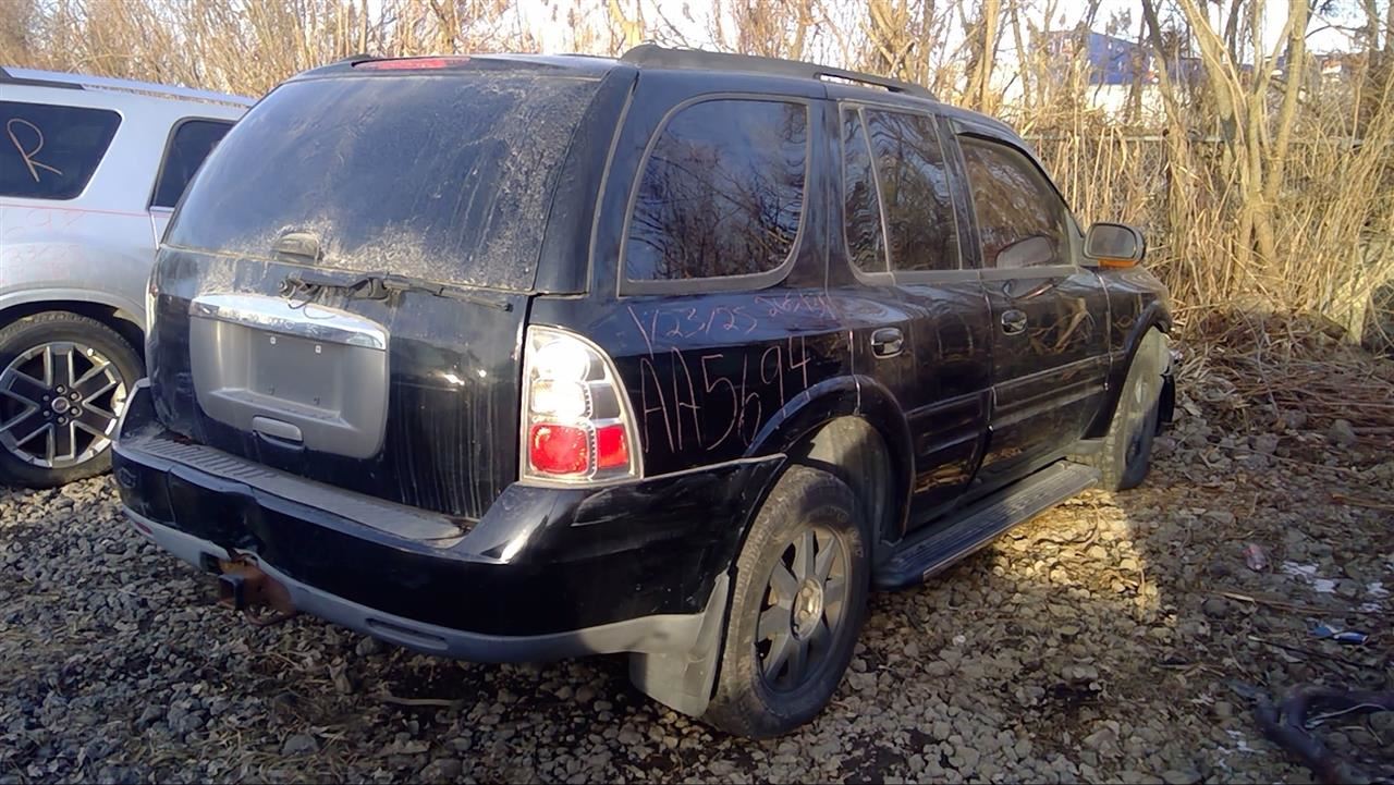 2004 BUICK Rainier