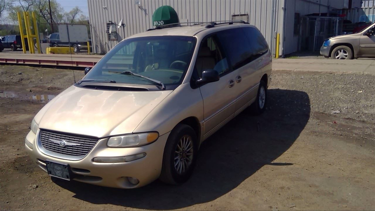 2000 CHRYSLER Town and Country