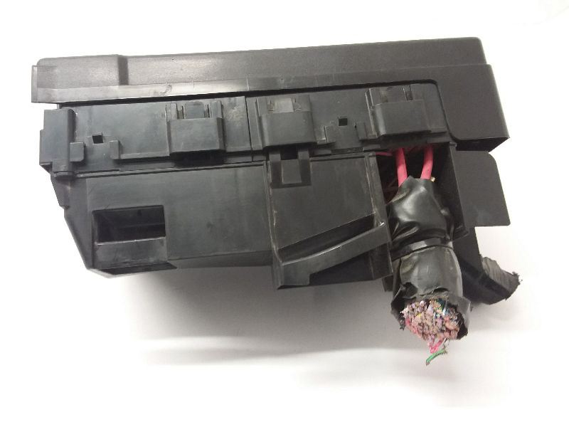 2010-2012 FORD TAURUS 3.5L Fuse Box Engine Without Turbo | eBay