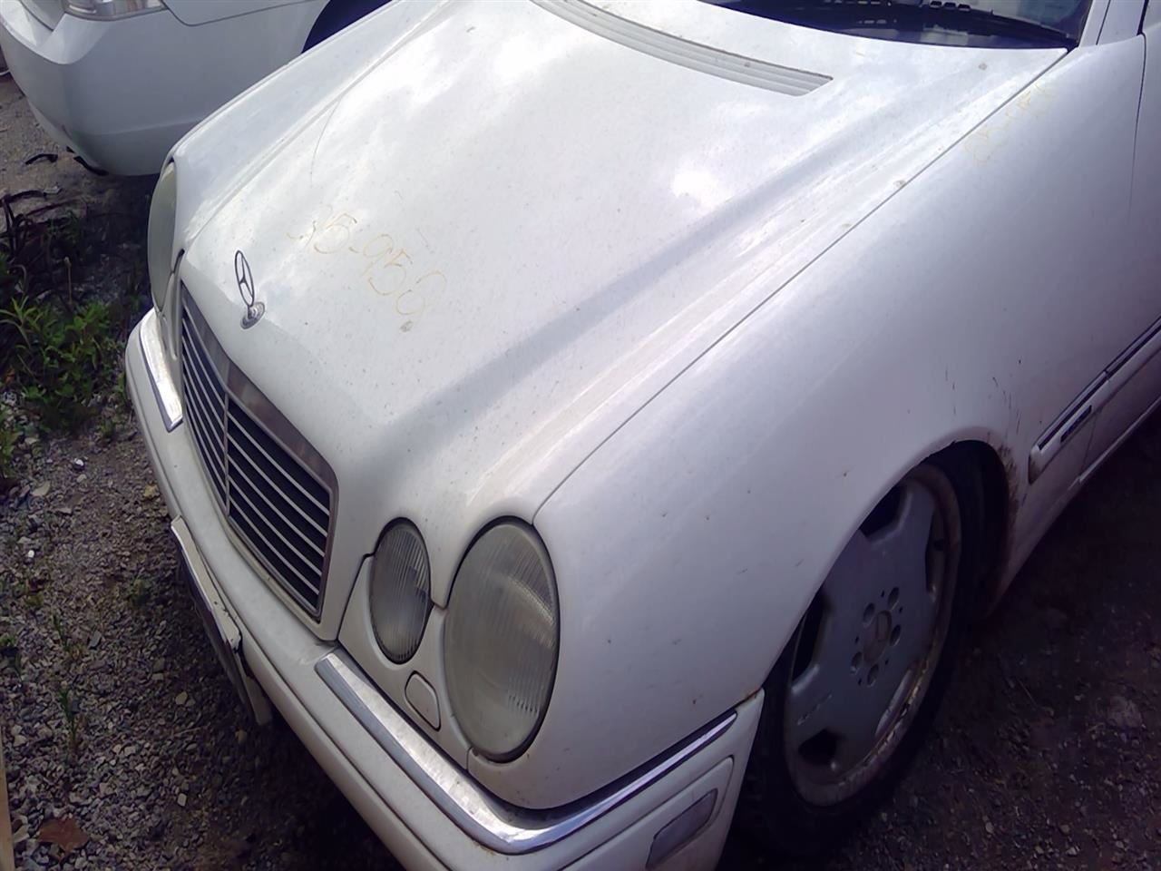 1997 MERCEDES-BENZ E-Class