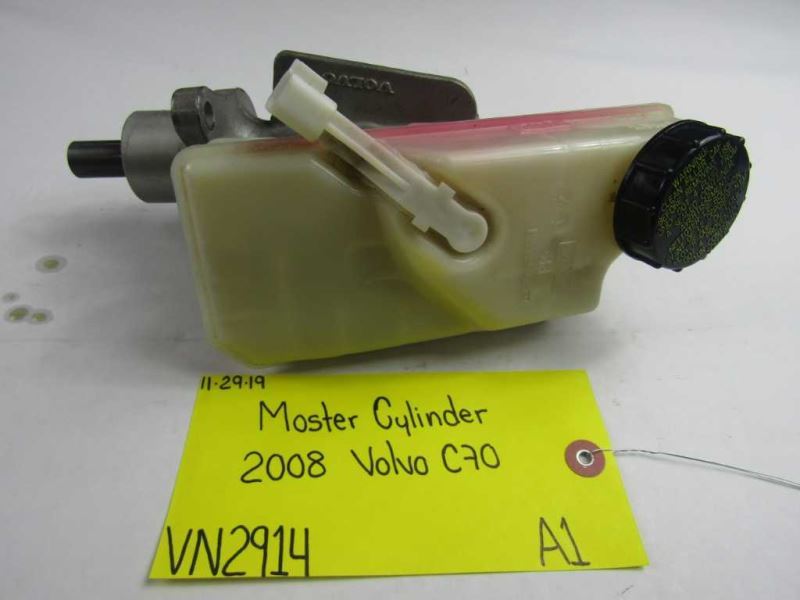 20072013 VOLVO C70 ABS Anti Lock Brake Master Cylinder Fluid Reservoir
