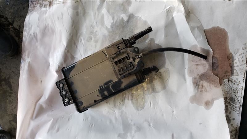 FUEL VAPOR CHARCOAL CANISTER OEM 2019 LEXUS GX460 77740-35520 - Image 2