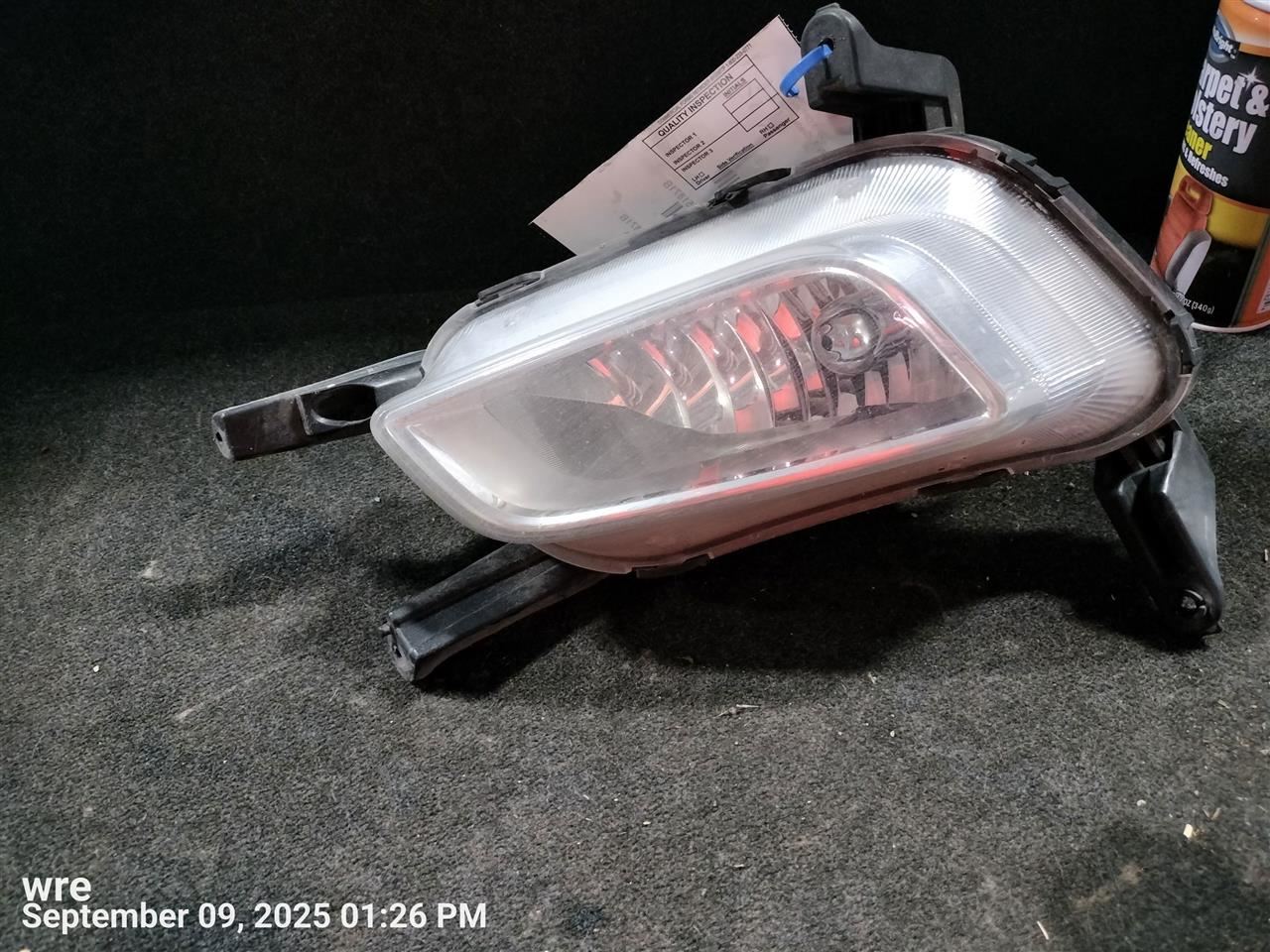 Passenger Corner/Park Light Fog-driving Fog Lamp VIN 6 Fits 14-15 OPTIMA 6788433 - Image 2