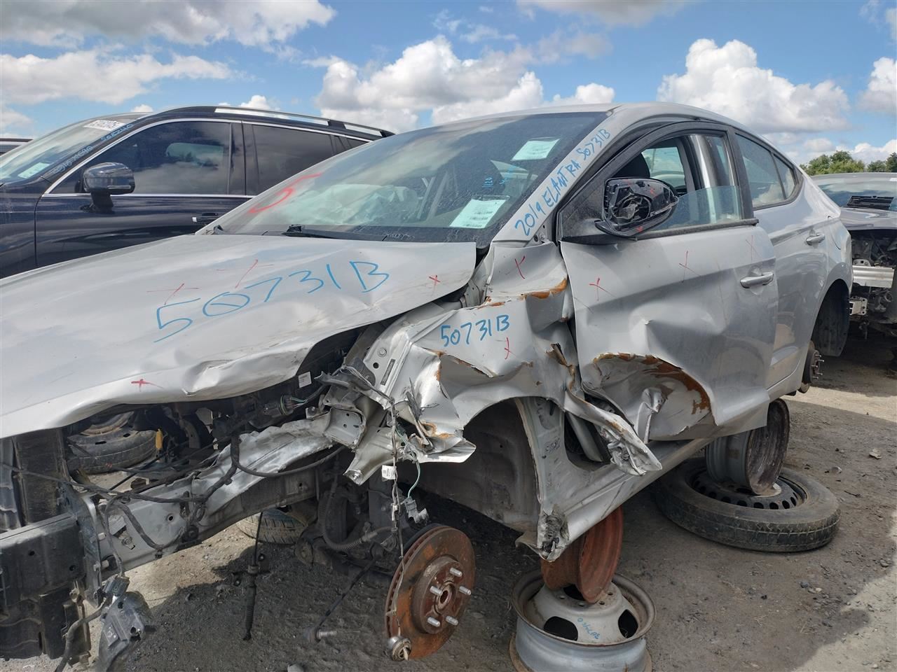 RIGHT BLK FRONT HEADREST OEM 2019 HYUNDAI ELANTRA - Image 3