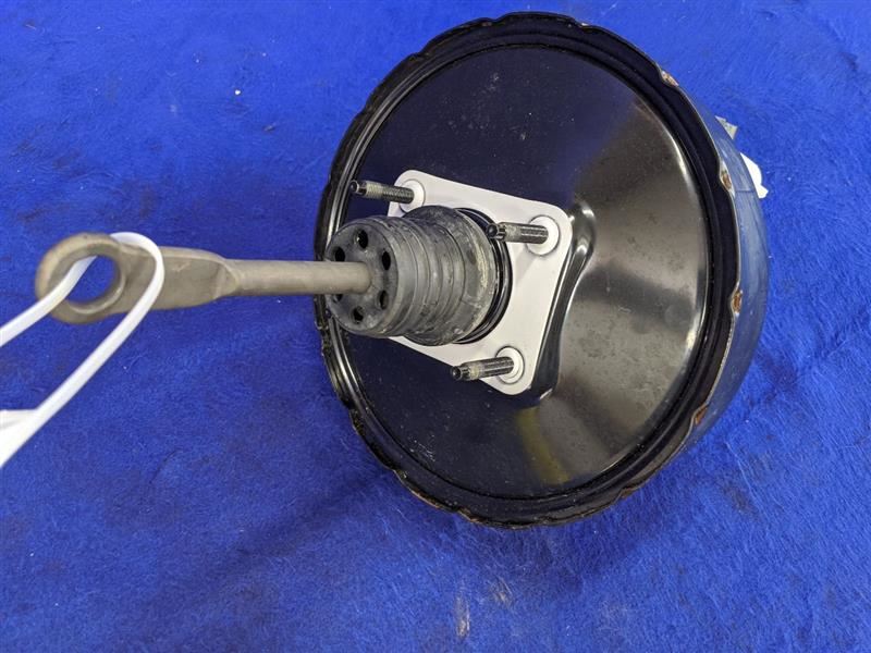2010-2015 Camaro SS Power Brake Vacuum Booster with Master Cylinder USED