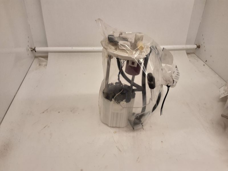 Used 2012 Chevrolet Captiva Sport Engine Accessories Fuel Pump Pu