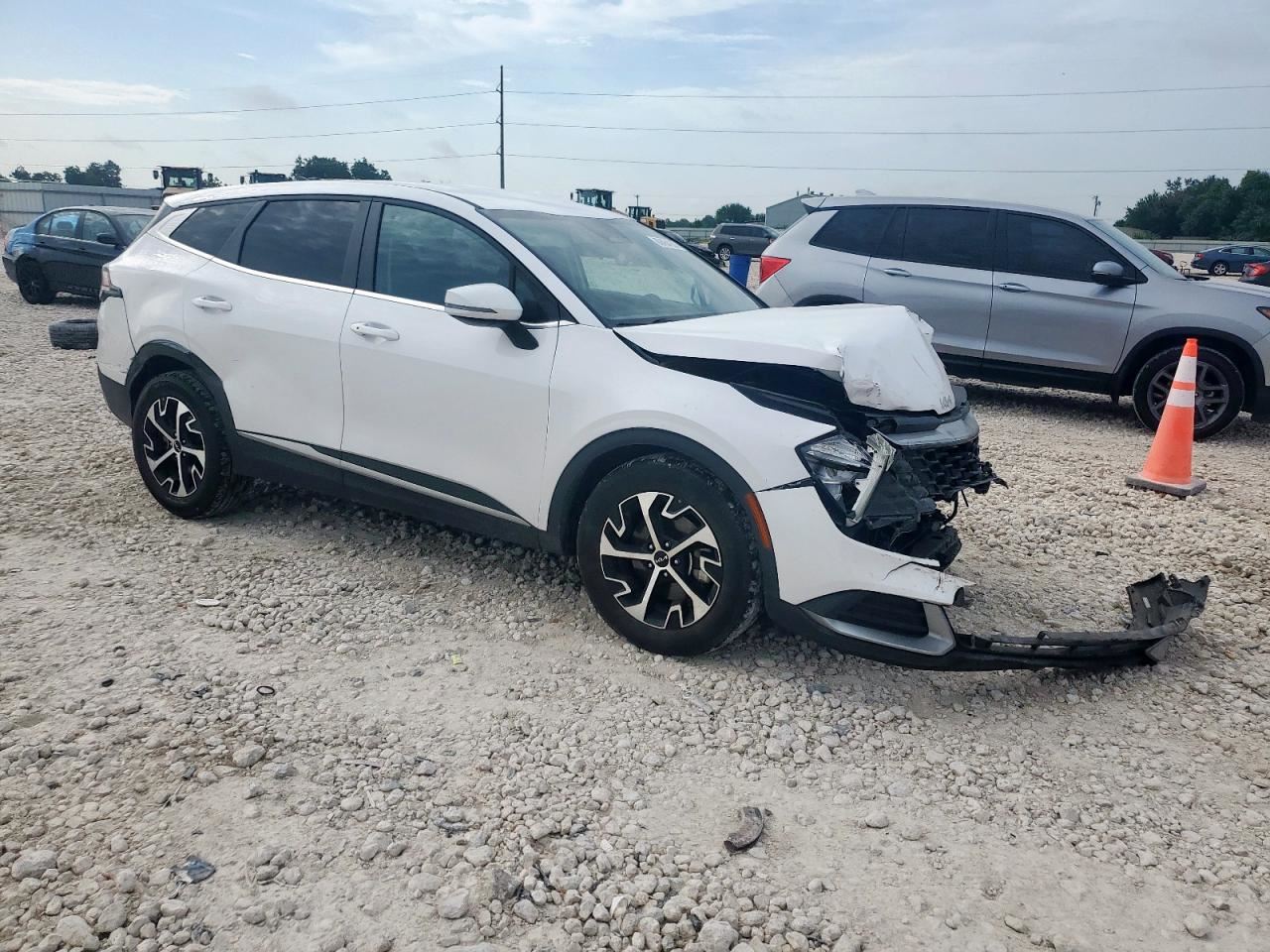 SPORTAGE 2023 Engine Wire Harness 6855199 - Image 5