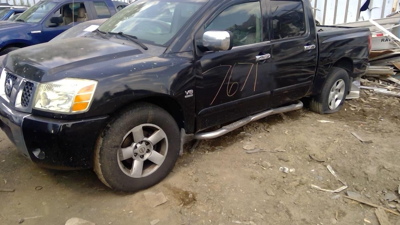 2004 NISSAN Titan