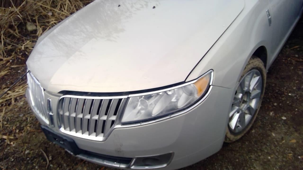 2010 LINCOLN Mkz