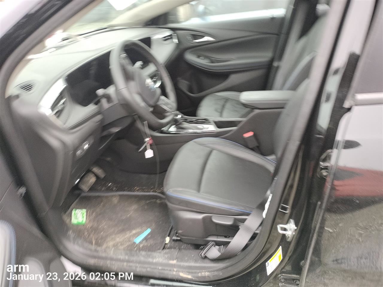 LEFT FRONT WIPER ARM OEM 2025 BUICK ENCOREGX - Image 2