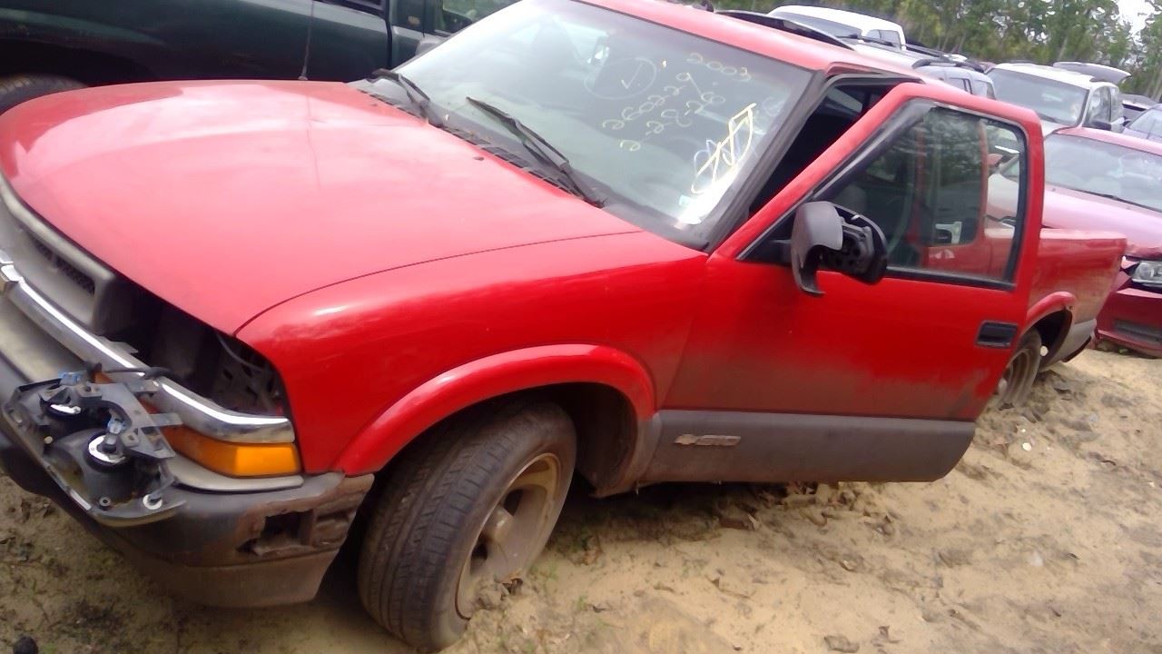 2003 CHEVROLET S-10 Pickup