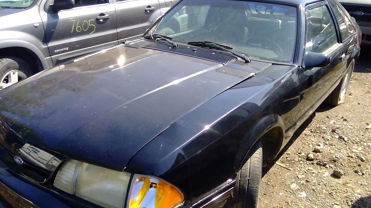 1992 FORD Mustang