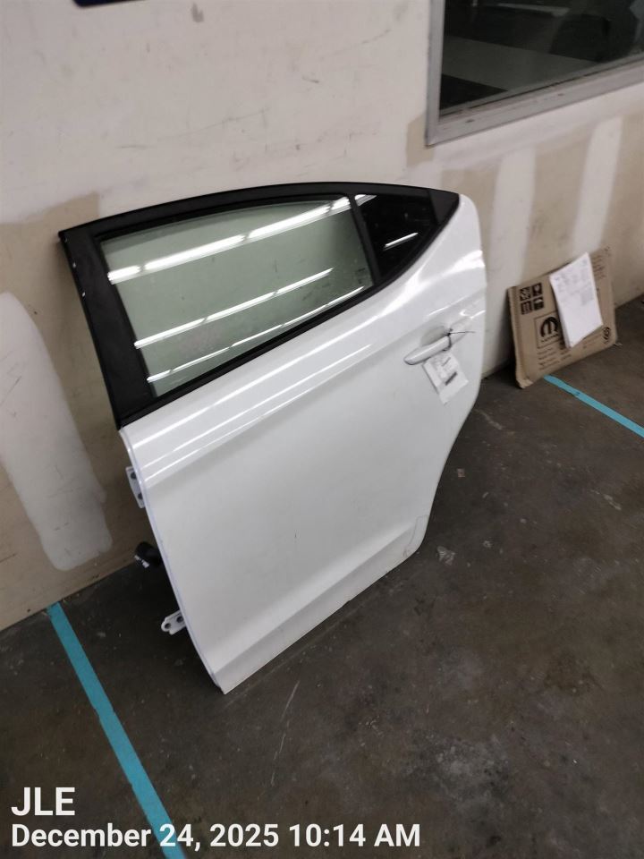 LEFT WHT REAR DOOR ASSEMBLY OEM 17-20 HYUNDAI ELANTRA - Image 5