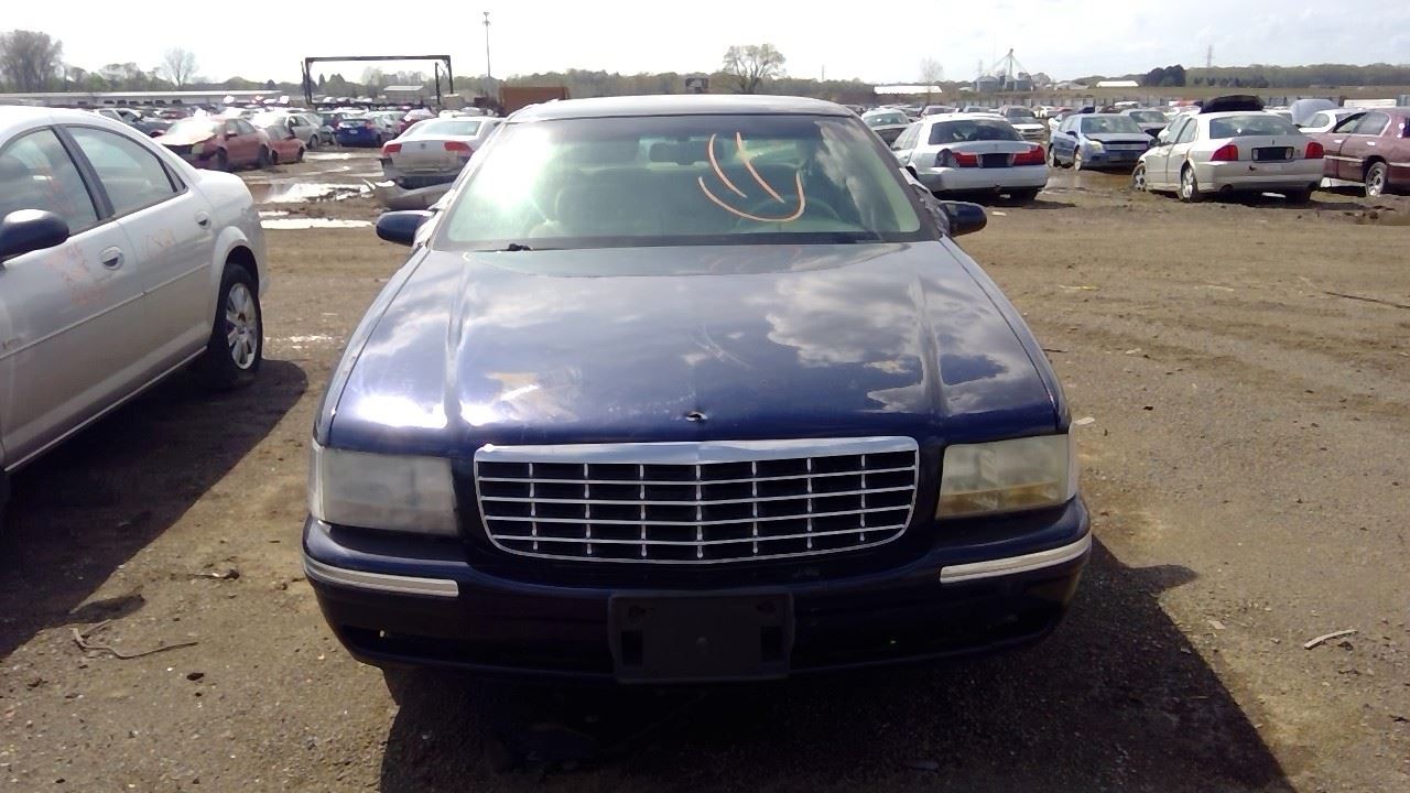 1997 CADILLAC Deville
