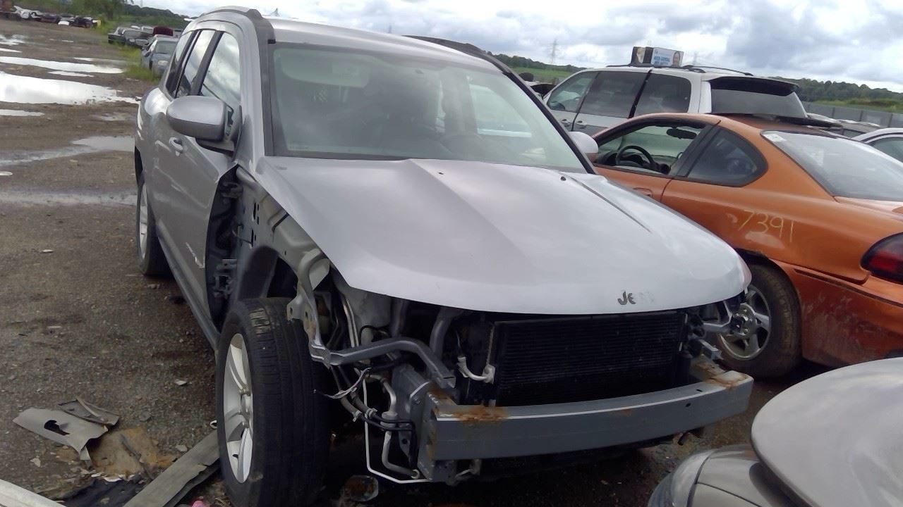 2016 JEEP Compass