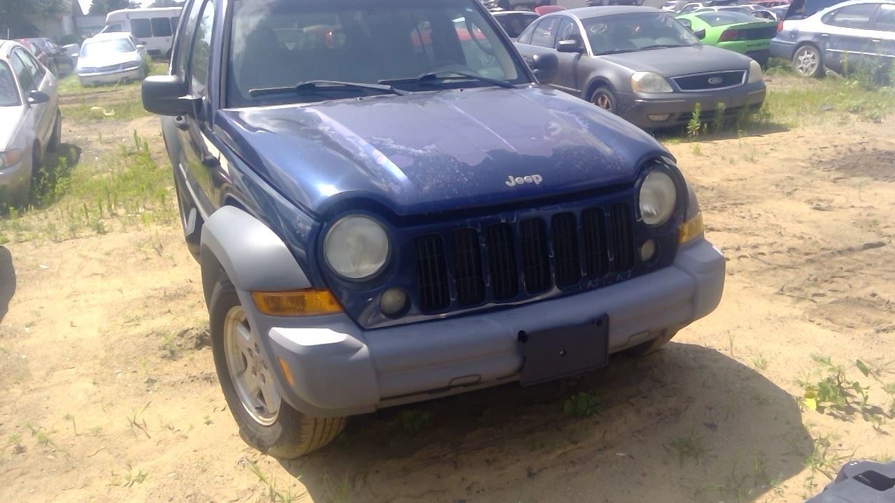 2005 JEEP Liberty