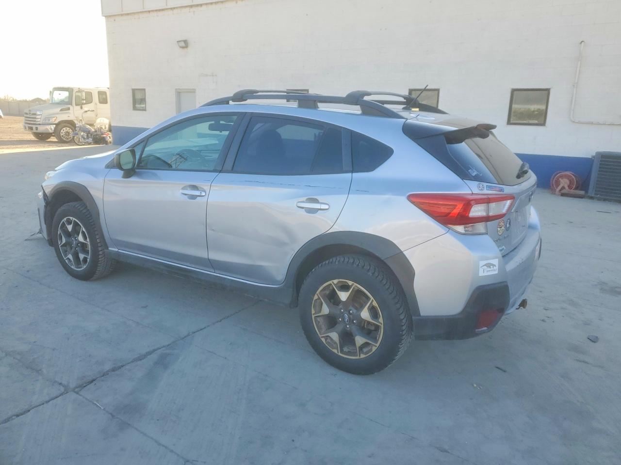 LEFT BLK FRONT HEADREST OEM 2019 SUBARU CROSSTREK 64061FL010VH - Image 3