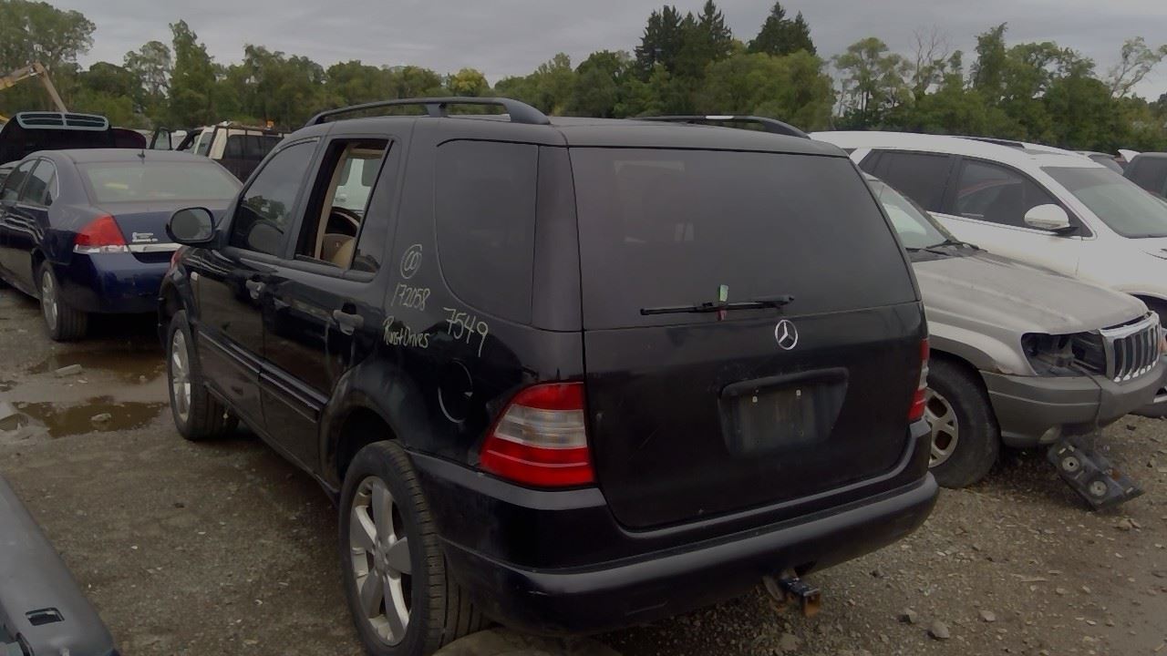 2000 MERCEDES-BENZ M-Class