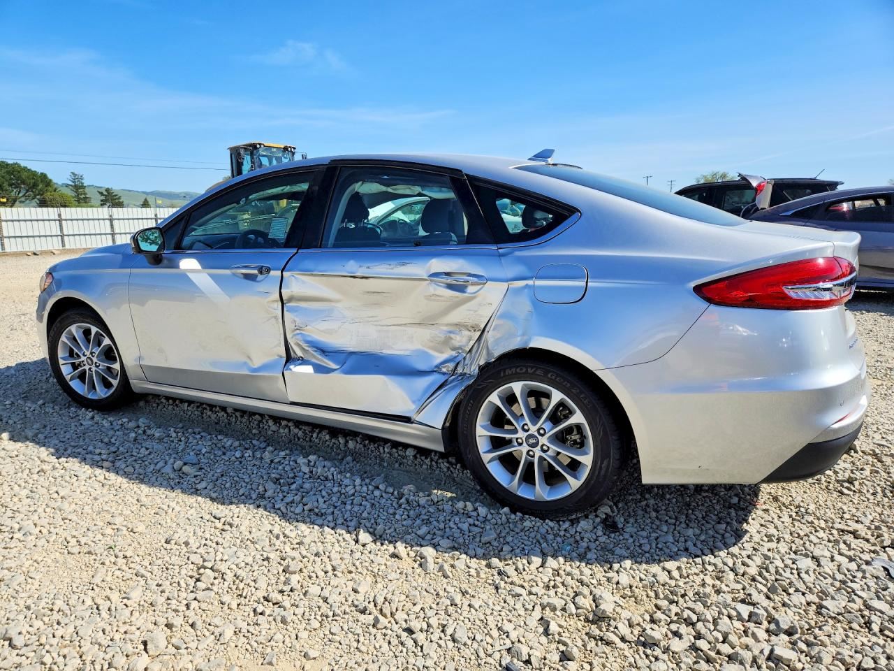 FUSION    2019 Headrest 11497268 - Image 3