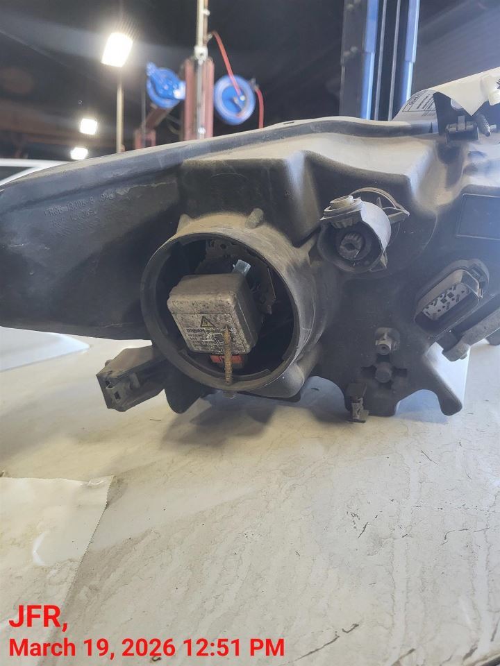 LEFT HEADLAMP ASSEMBLY OEM 15-22 FORD MUSTANG 1YR WRNTY - Image 1