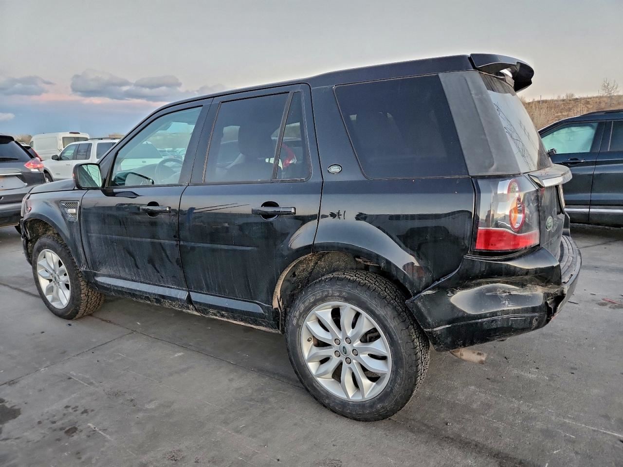 LEFT FRONT WIPER ARM OEM 2011 LAND ROVER LR2 LR002244 - Image 2