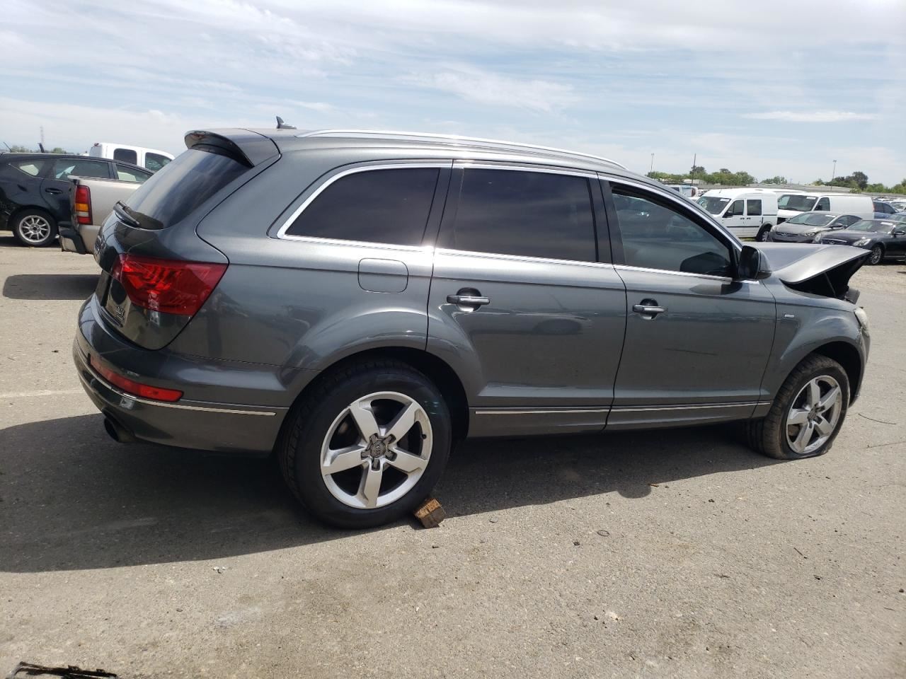 RIGHT BLK FRONT HEADREST OEM 2015 Q7 AUDI - Image 4