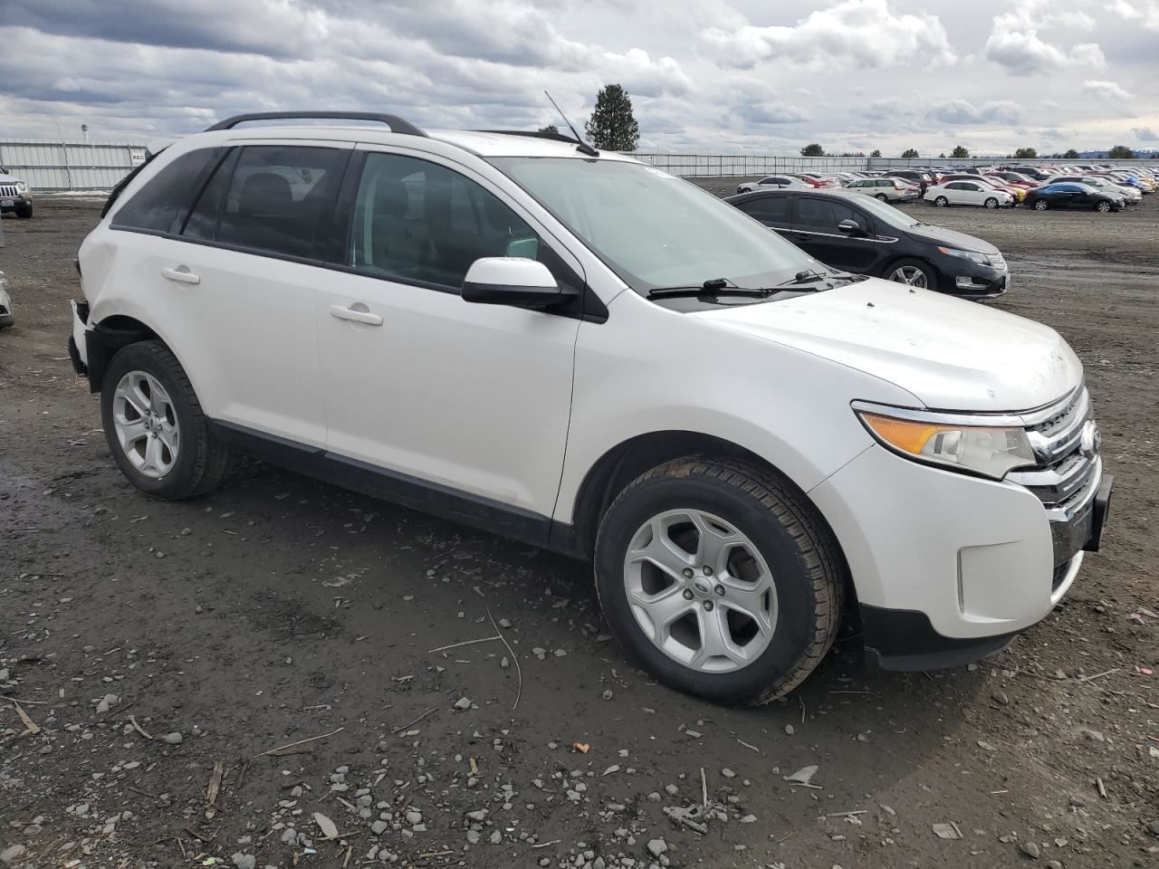 RIGHT BLK FRONT HEADREST OEM 2013 FORD EDGE - Image 5