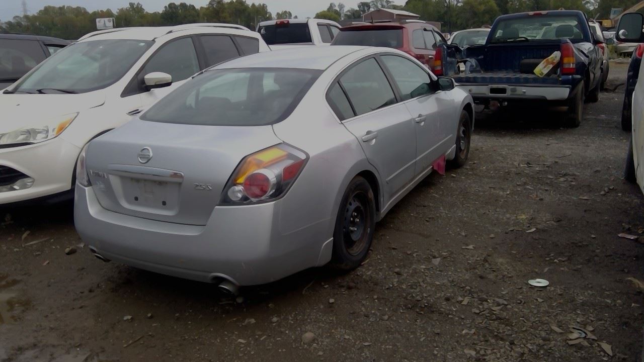 2008 NISSAN Altima