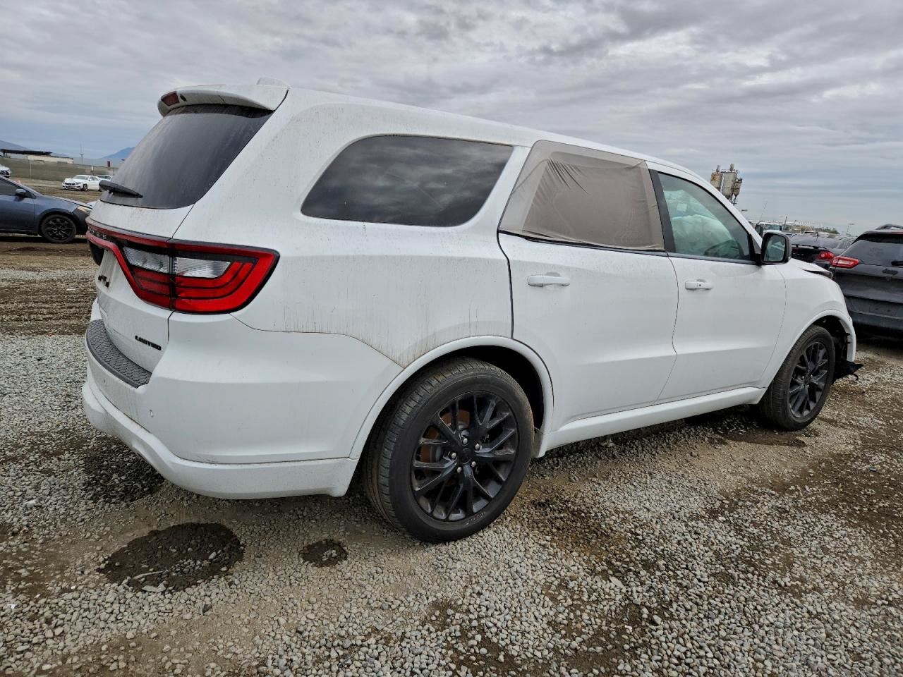 RIGHT BLK REAR HEADREST OEM 2020 DODGE DURANGO 5PN16DX9AA - Image 4