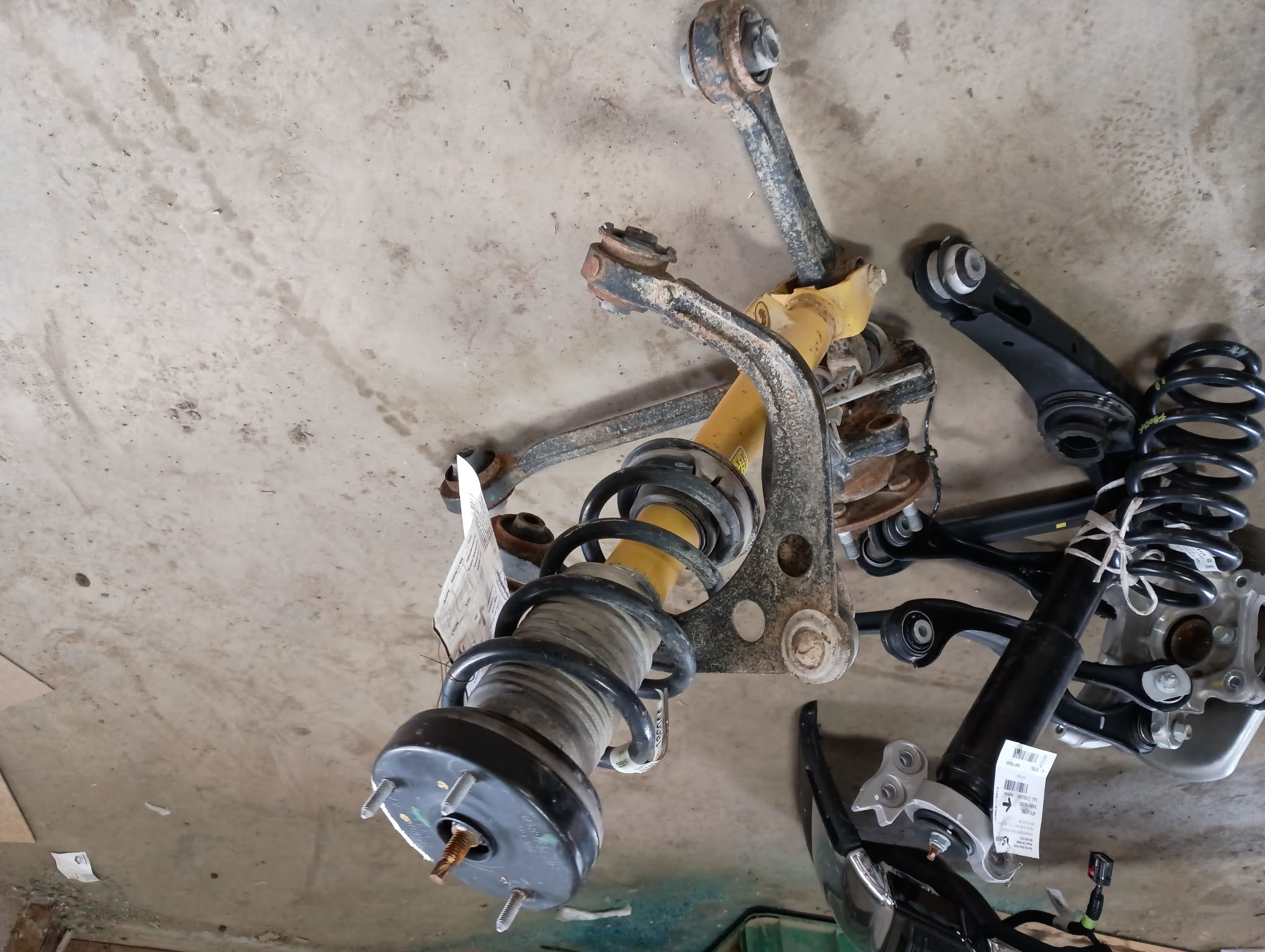 Driver Front Knee RWD Opt Sdx Fits 15-23 CHARGER 3094448 | eBay